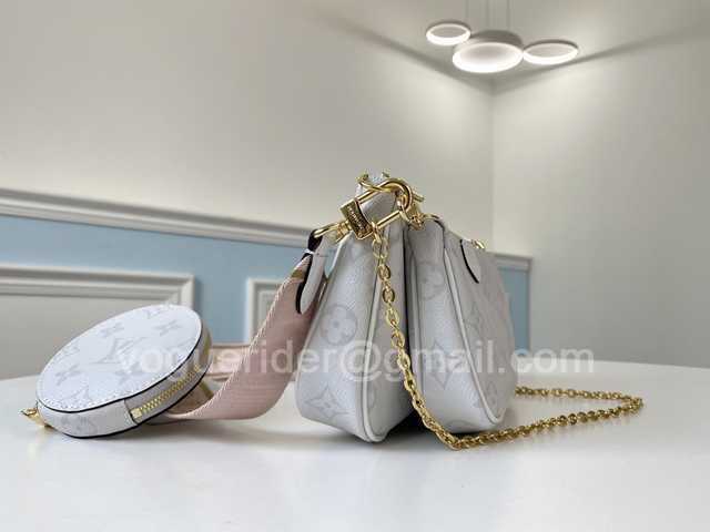 M44823 Multi Pochette Accessories 25