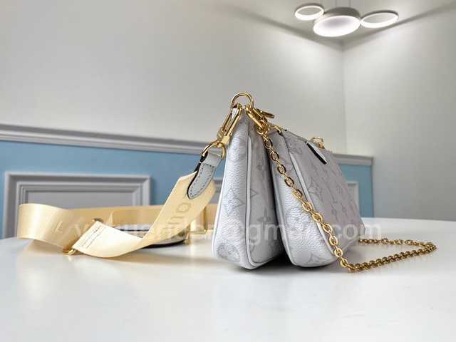 M44823 Multi Pochette Accessories 25