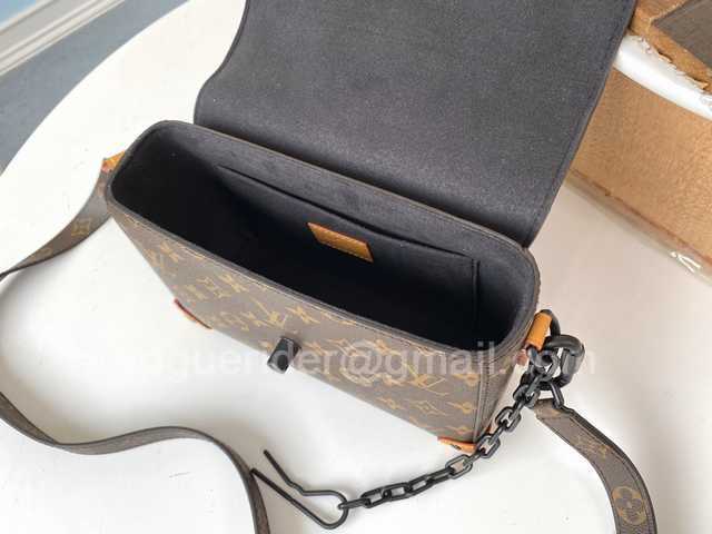 M30717 23 M30717 23