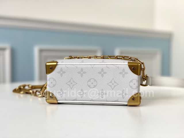 M44480 Soft Trunk mini 18 M44480 Soft Trunk mini 18