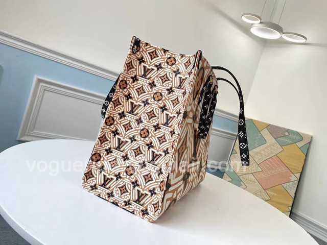 M44576 OnTheGo Crafty 41