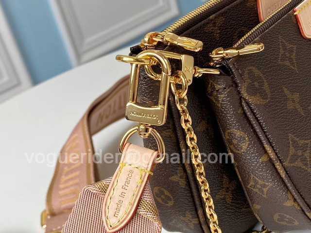M44813 Multi Pochette Accessories 24 M44813 Multi Pochette Accessories 24
