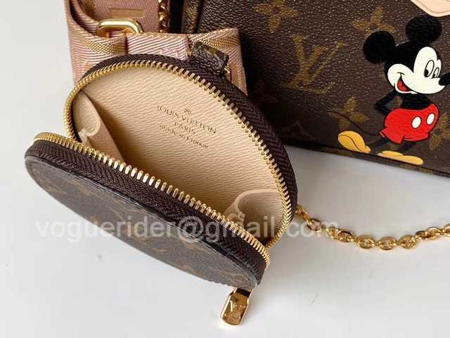 M44813 Multi Pochette Accessories 24 M44813 Multi Pochette Accessories 24