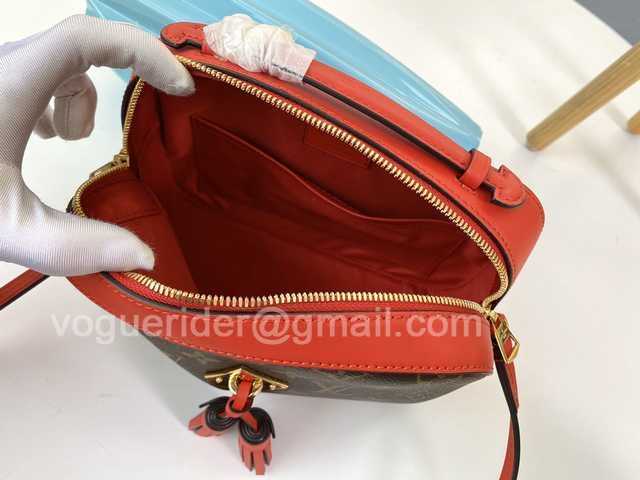 M43556 Saintonge 22 M43556 Saintonge 22