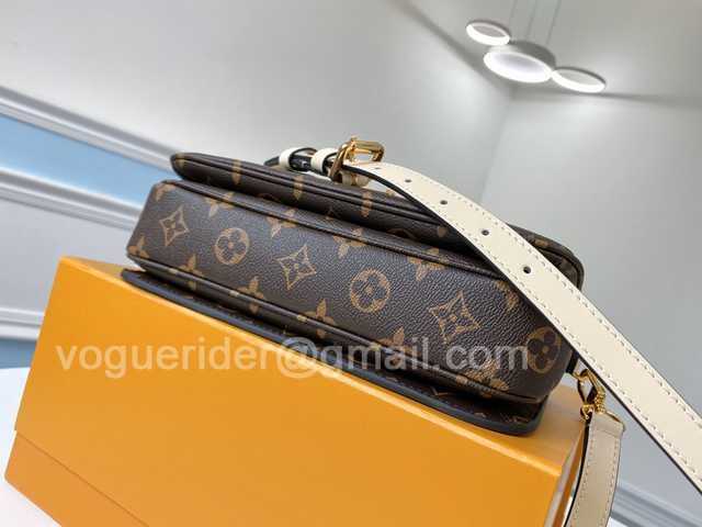 M45152 Pochette Metis 25 M45152 Pochette Metis 25