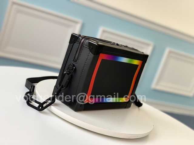 M30341 Soft Trunk 25 M30341 Soft Trunk 25