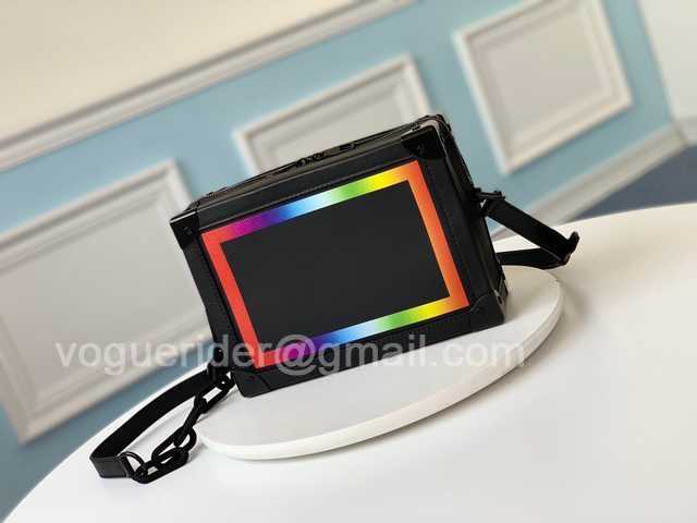 M30341 Soft Trunk 25 M30341 Soft Trunk 25