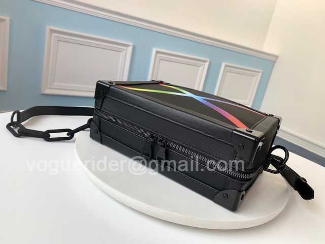 M30341 Soft Trunk 25 M30341 Soft Trunk 25