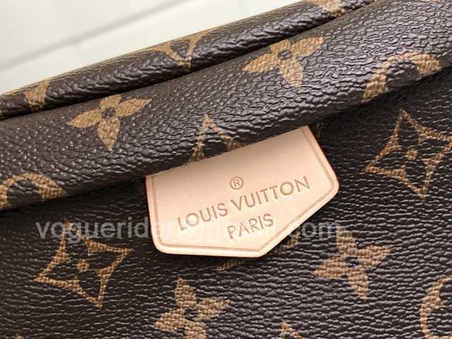 M43644 Bumbag 37 M43644 Bumbag 37