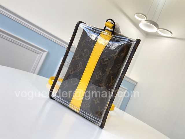 M61115 Triangle Messenger 23 M61115 Triangle Messenger 23