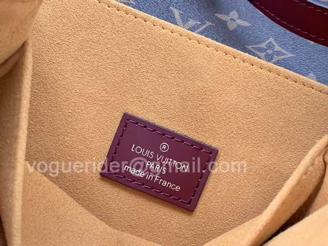 M44668 Pochette Metis 25 M44668 Pochette Metis 25