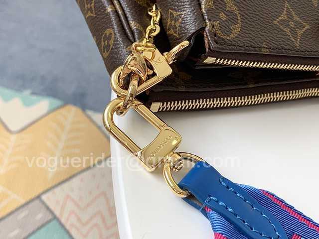 M44823 Multi Pochette Accessories 25