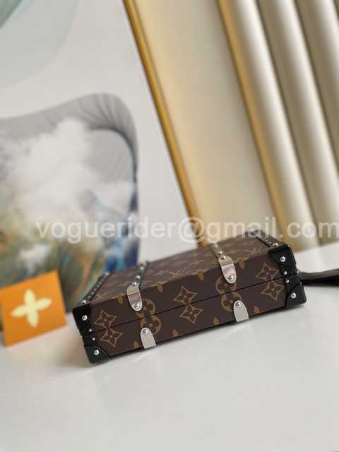 M20250 Wallet Trunk 25