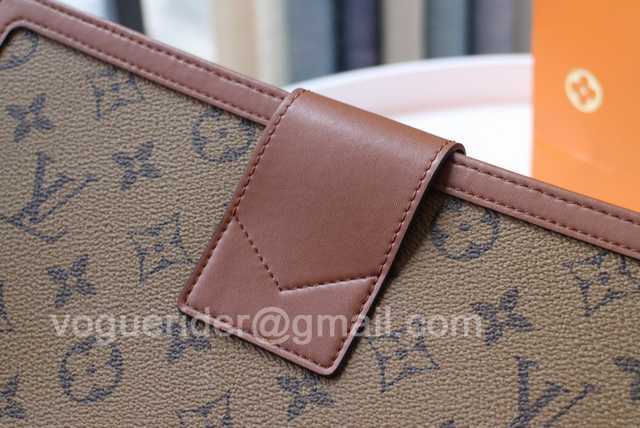 M44178 Dauphine Clutch M44178 Dauphine Clutch