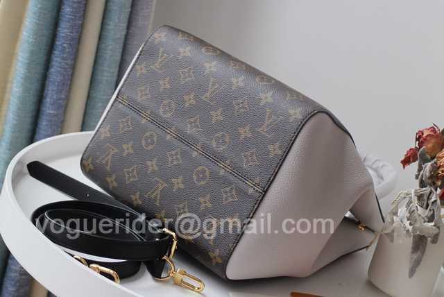 M45409 Fold Tote MM 28