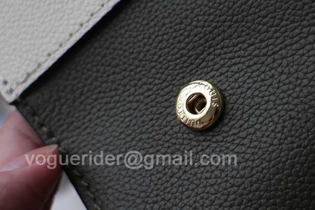 M45409 Fold Tote MM 28