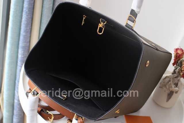 M45409 Fold Tote MM 28