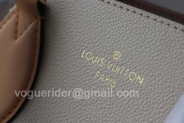 M45409 Fold Tote MM 28 M45409 Fold Tote MM 28