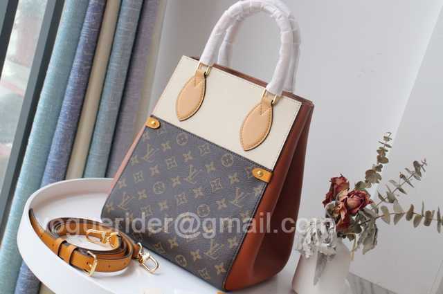 M45409 Fold Tote MM 28 M45409 Fold Tote MM 28
