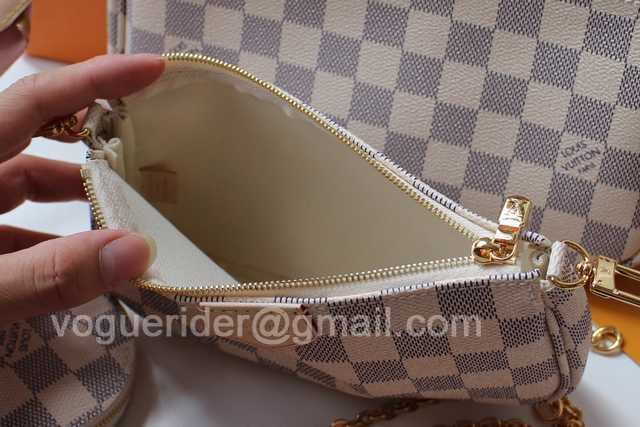 M44813 Multi Pochette Accessories 24