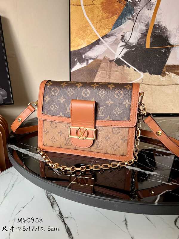 M45958 New Dauphine 25