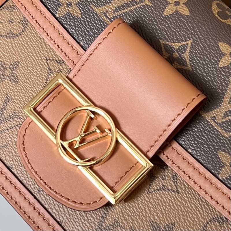 M45959 Dauphine PM 20