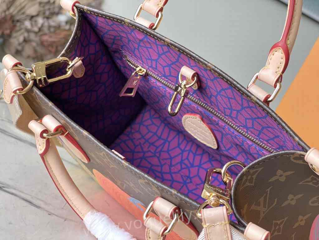 M46467 Lv x YK OnTheGo 25