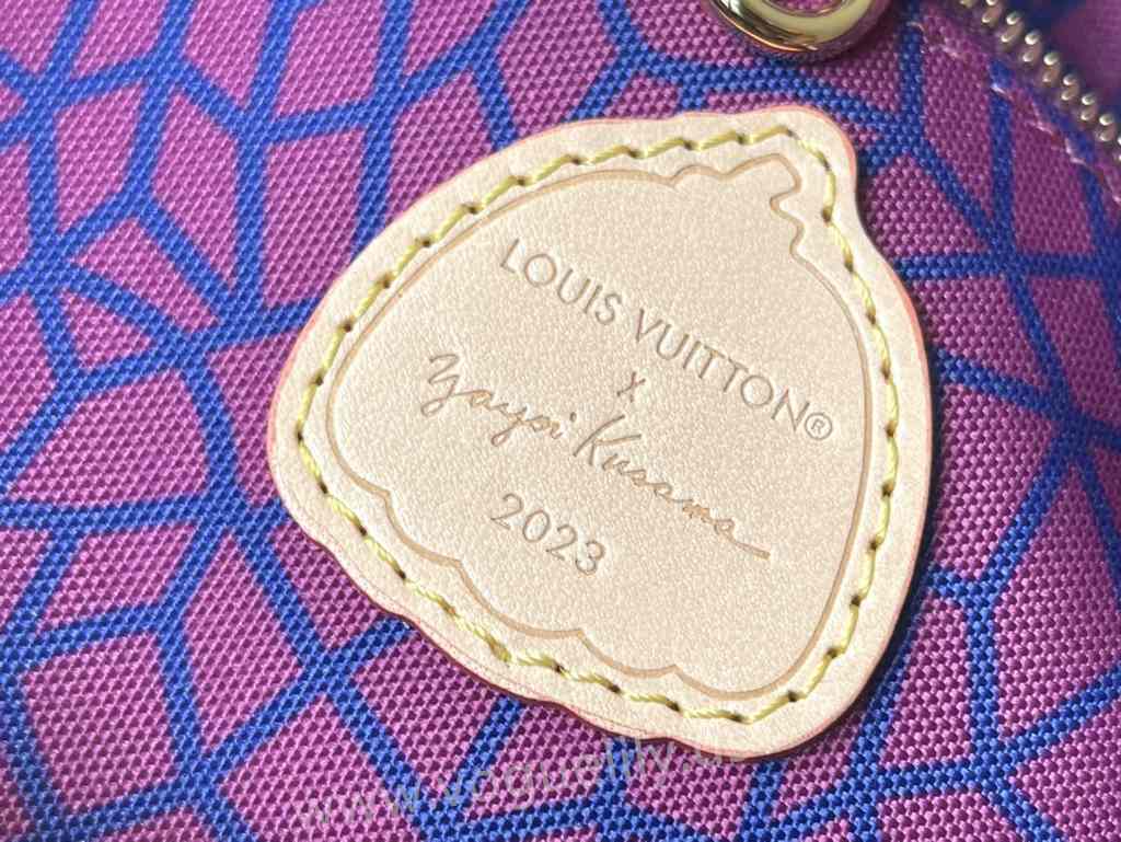 M46467 Lv x YK OnTheGo 25