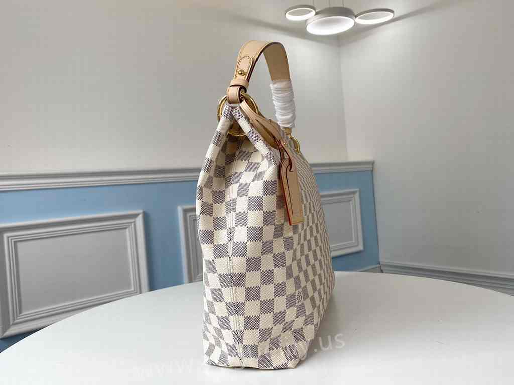 N42233 Graceful MM 41 Pink