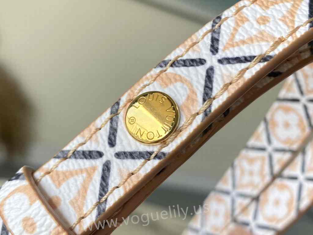 M22985 NeoNoé BB 20 M22985 NeoNoé BB 20