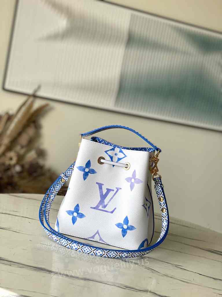 M22986 NeoNoé BB 20