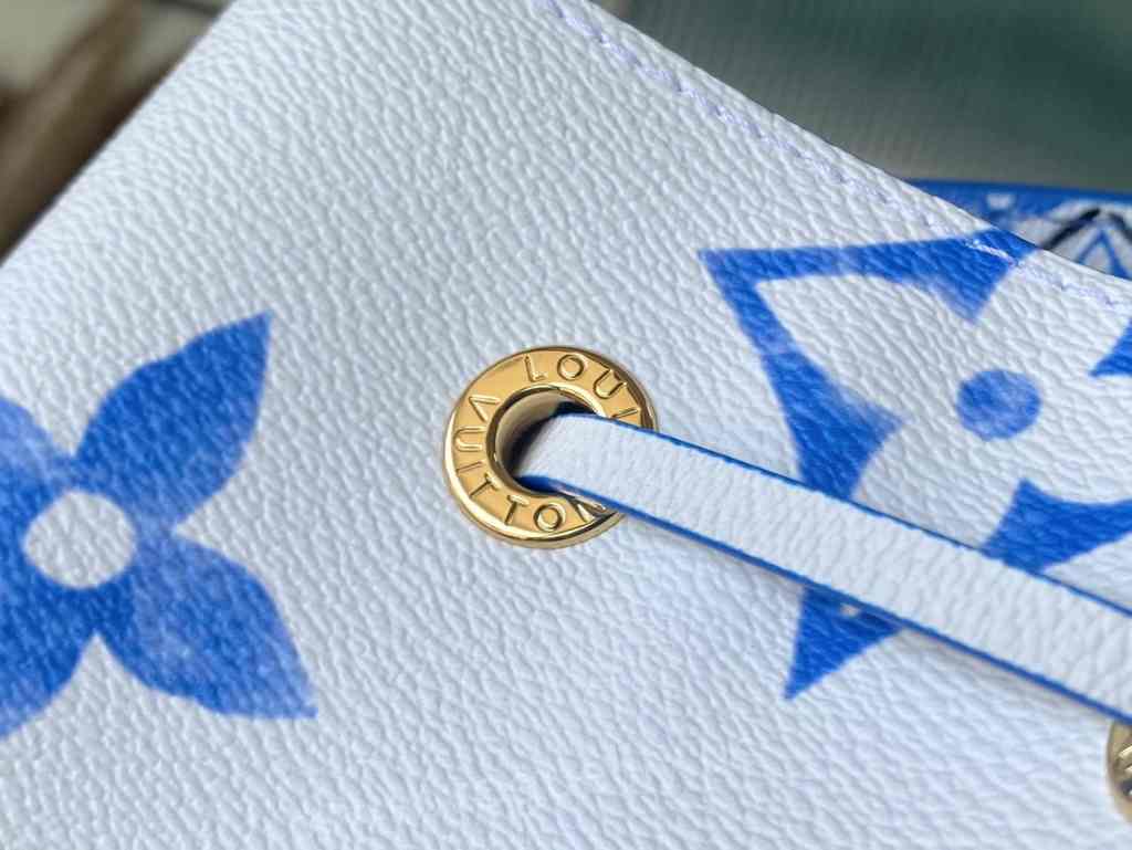 M22986 NeoNoé BB 20