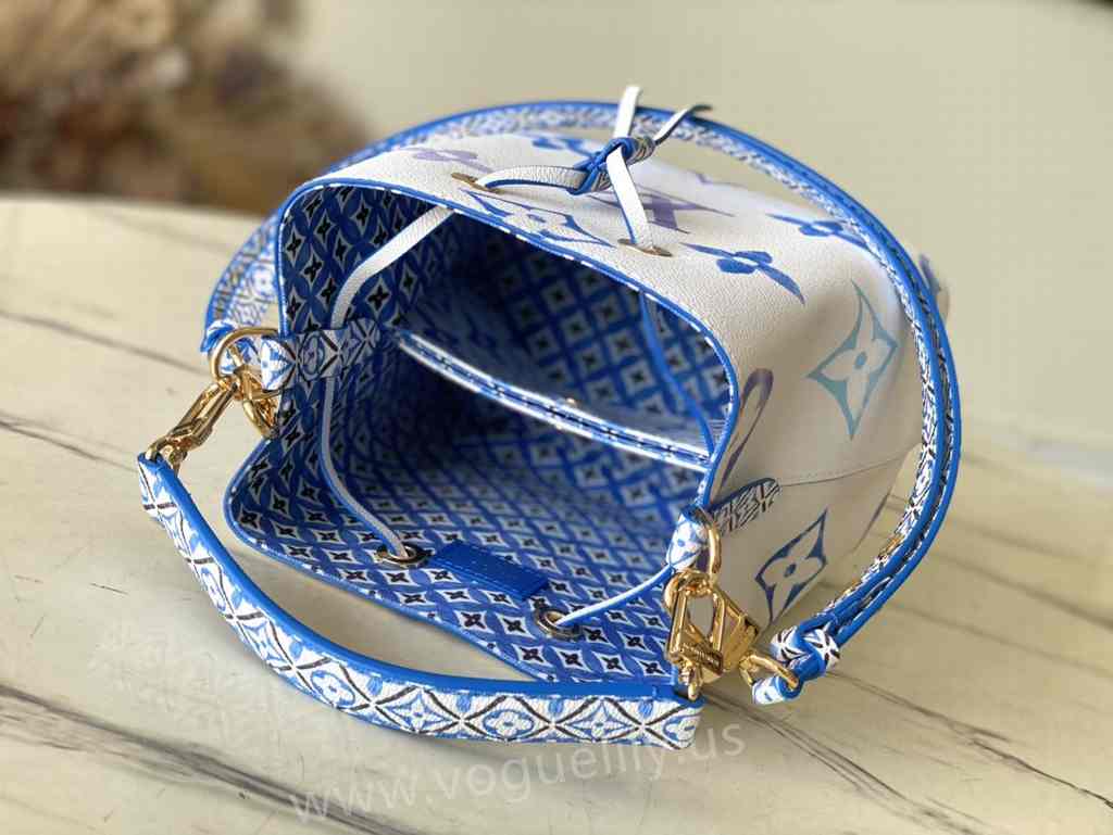 M22986 NeoNoé BB 20