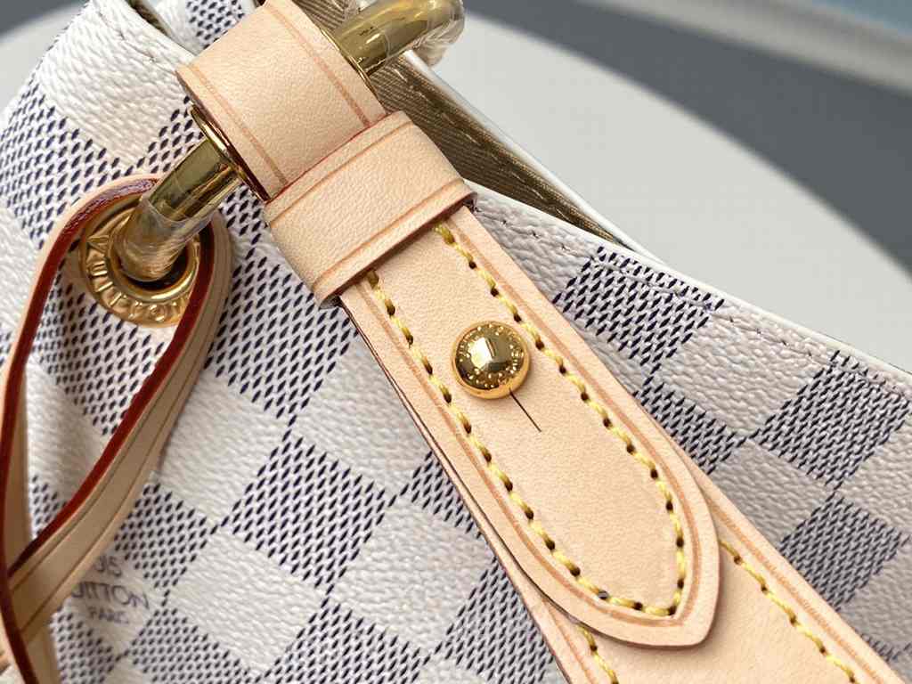 N42232 Graceful MM 41 Apricot N42232 Graceful MM 41 Apricot