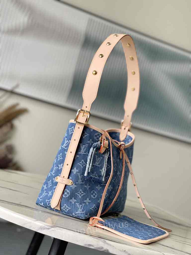 M46854 CarryAll PM 29