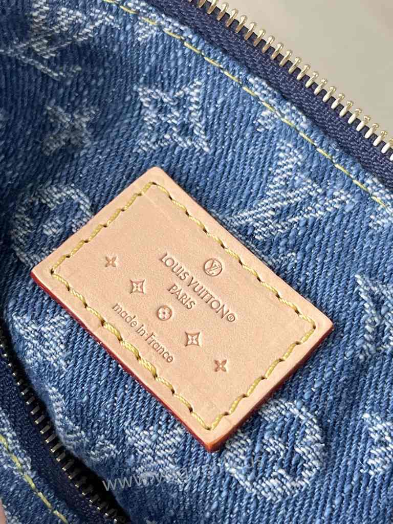 M46854 CarryAll PM 29