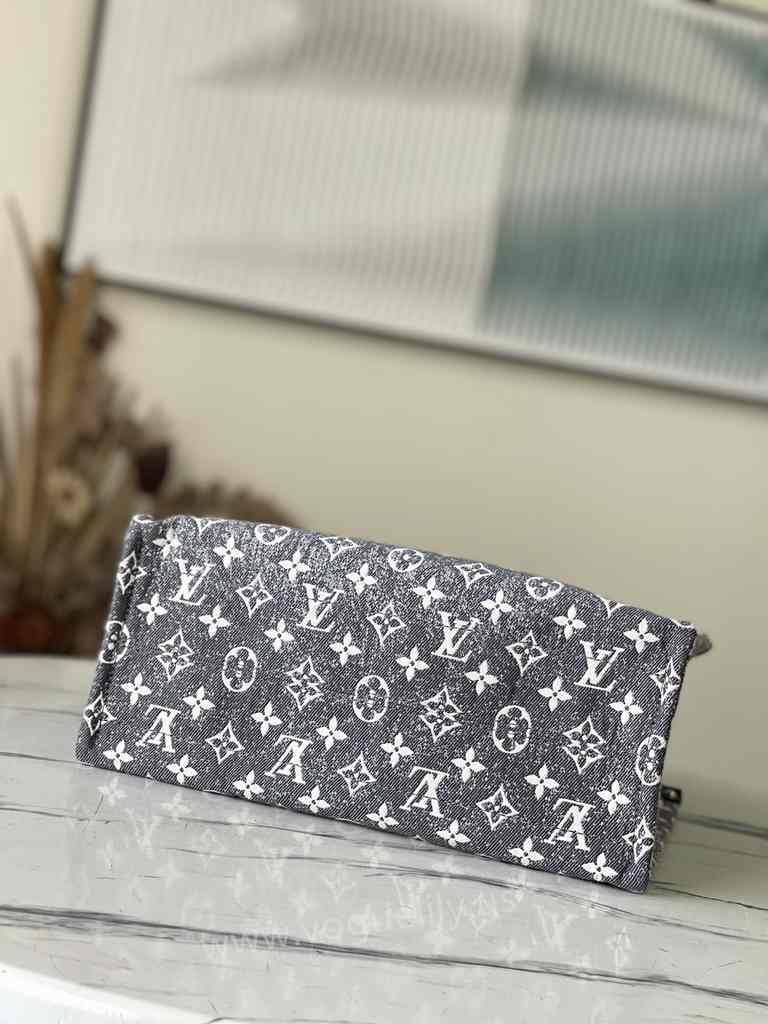 M46448 OnTheGo MM 35 M46448 OnTheGo MM 35