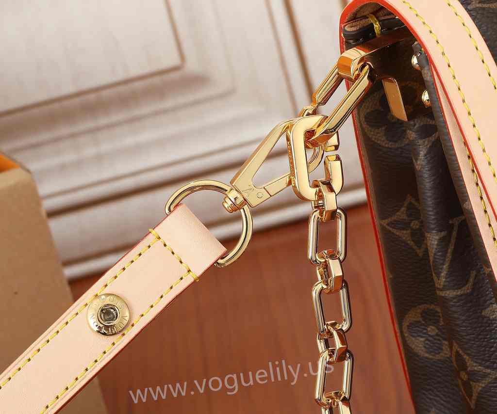 M47149 Dauphine Soft 28