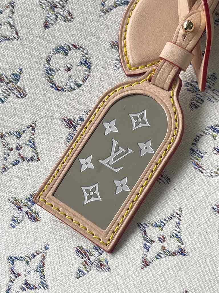 M24708 OnTheGo MM 35