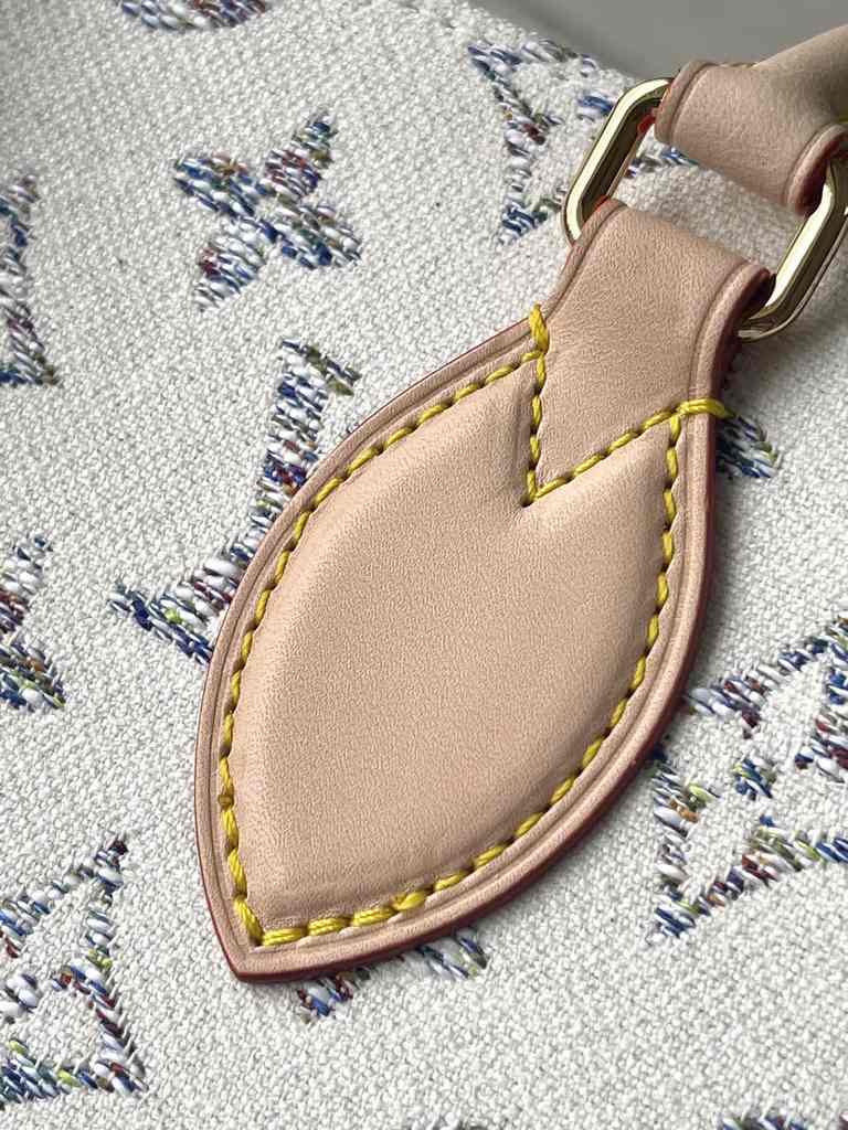 M24708 OnTheGo MM 35