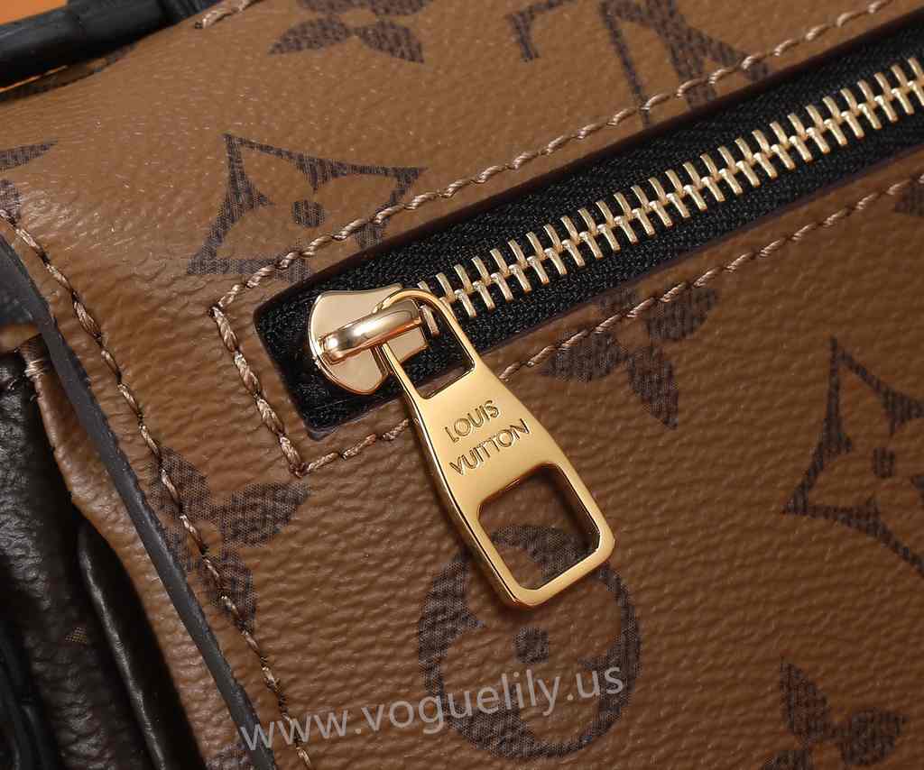 M46280 Pochette Métis East West 21