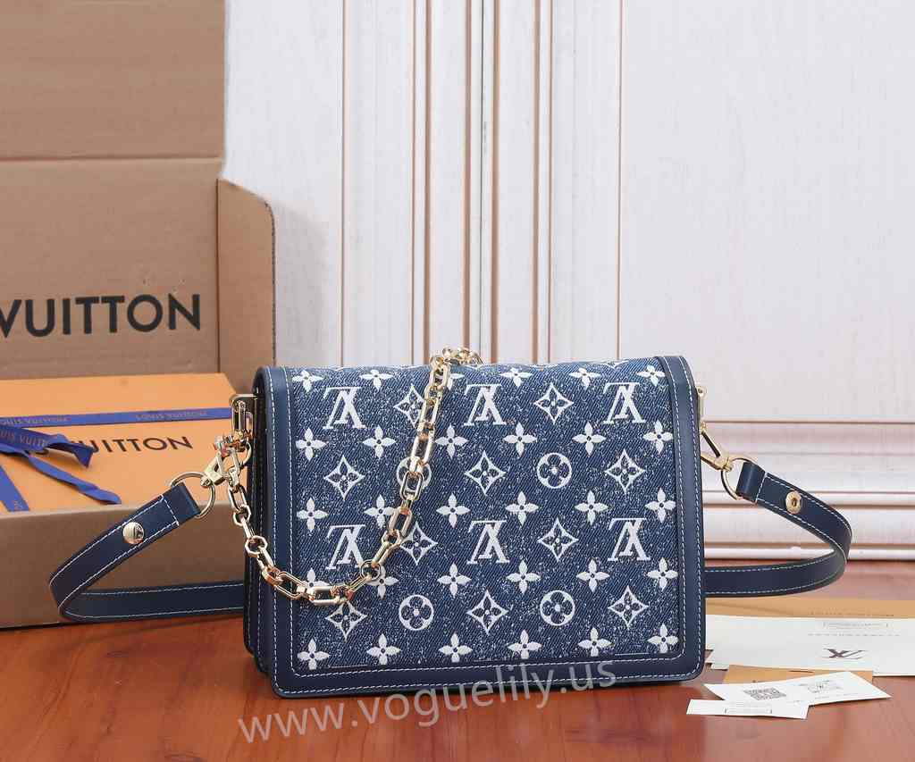 M59631 Dauphine MM 25