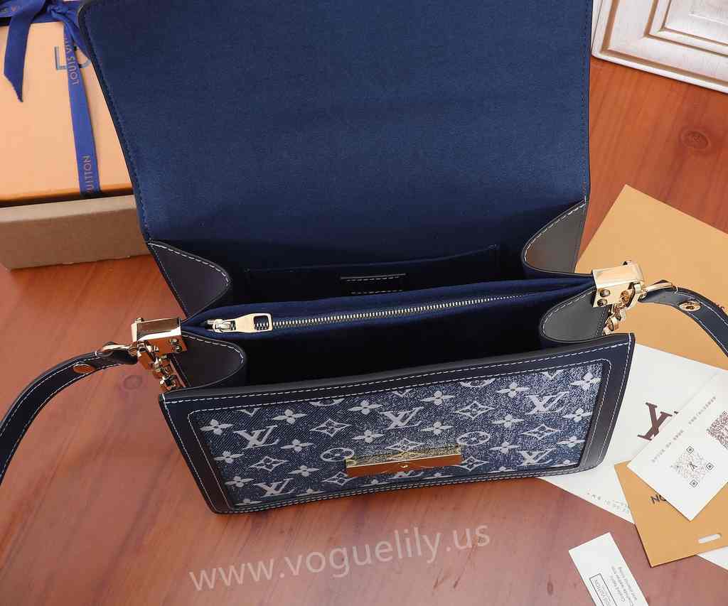 M59631 Dauphine MM 25