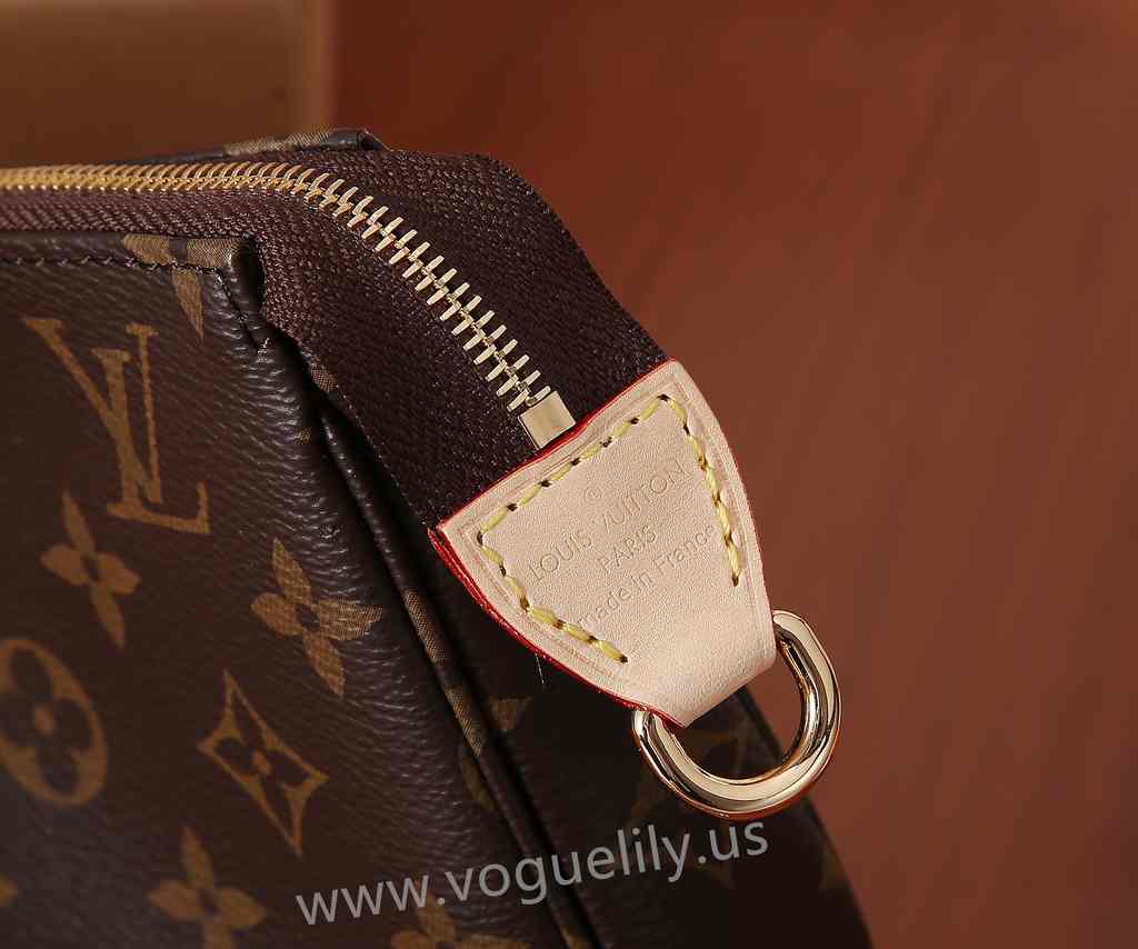 M82766 Pochette Accessoires 23