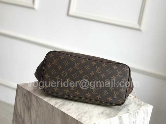 M40995 Neverfull MM APRICOT