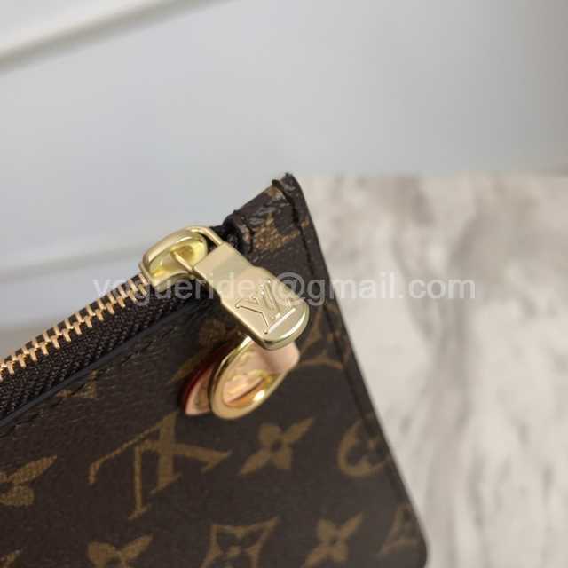 M40995 Neverfull MM APRICOT