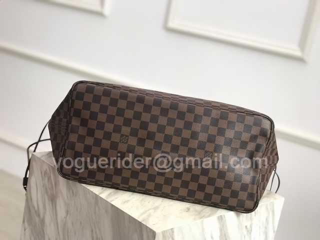 N41357 GM RED N41357 GM RED