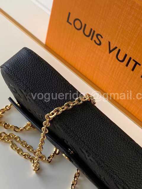 M64065 Pochette Felicie 21