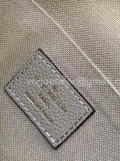 M64065 Pochette Felicie 21