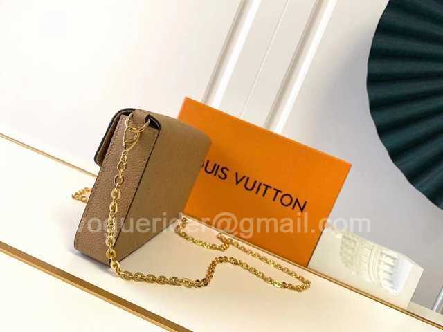 M64065 Pochette Felicie 21